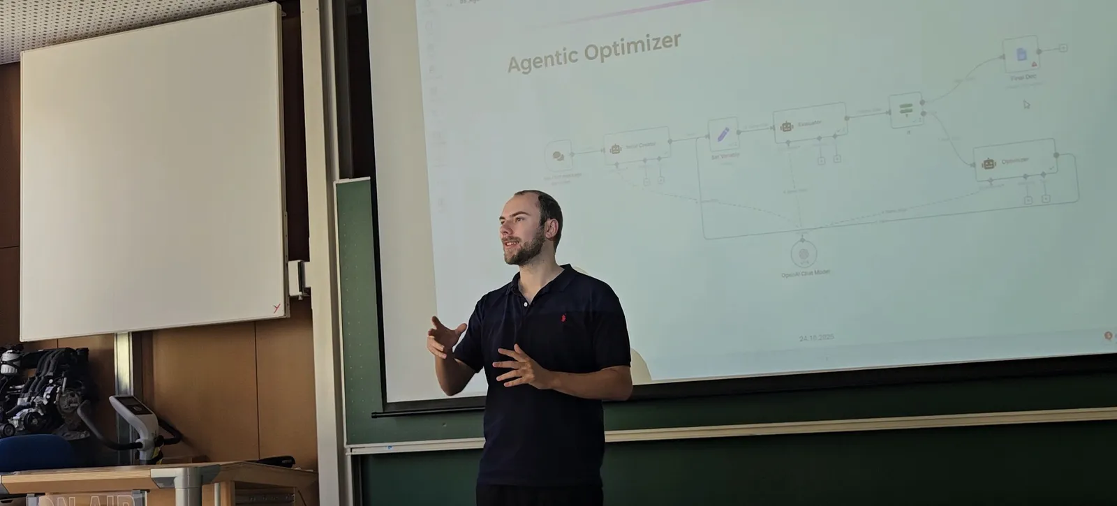 Dominique Saile erklärt in einem Live-Workshop einen KI-Agenten-Workflow